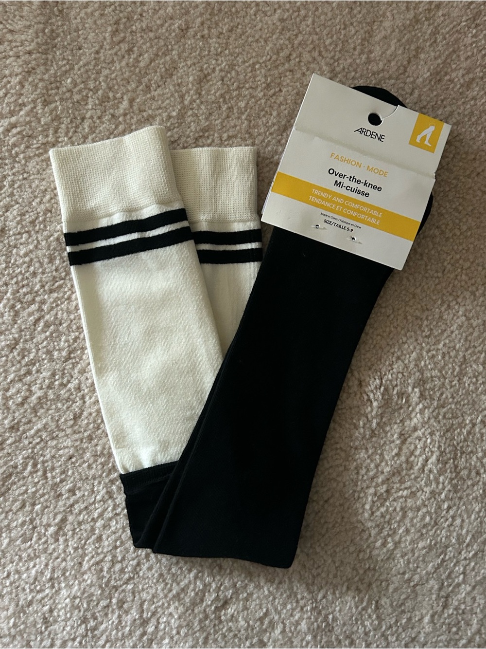 🆕 $2 ADD ON Ardene - Black & White Over-the-Knee Athletic Socks